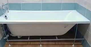 Установка акриловой ванны в Краснотурьинске - Профессиональный монтаж от СантехДомКту от 4067 рублей.